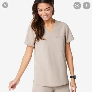 Figs Boulder Catarina Scrub Top